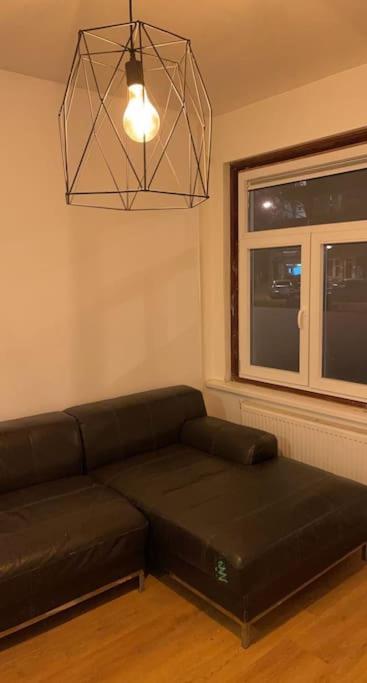 Lovely 1 Private Bedroom With Garden View รอตเตอร์ดัม ภายนอก รูปภาพ